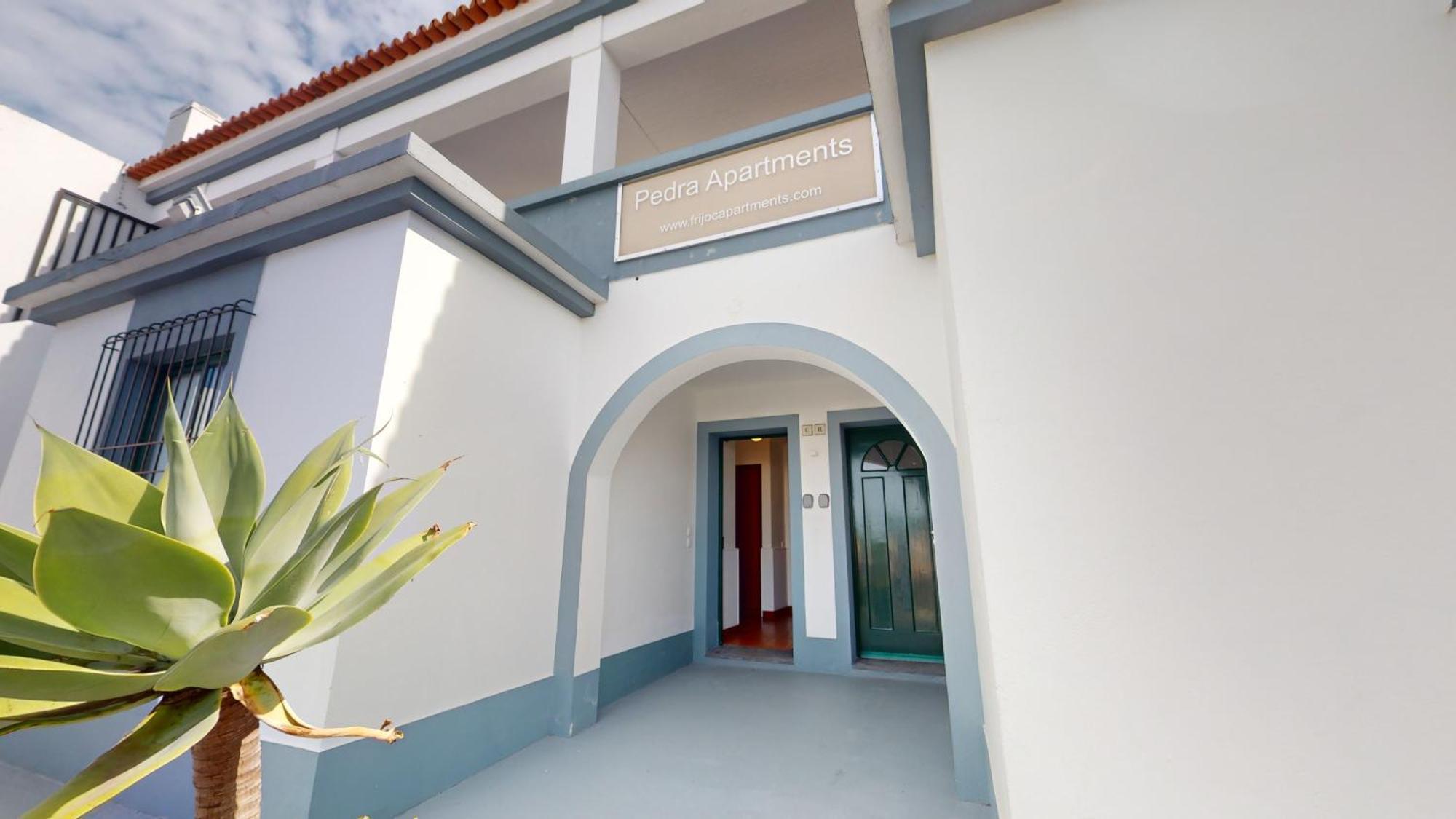 Azores Pedra Apartments - T0 E T1 Ponta Delgada Kültér fotó
